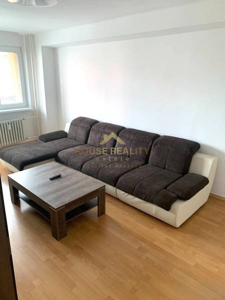 Pekný 2 izbový byt s lodžiou Nobelova ulica, Bratislava III.Nové Mesto