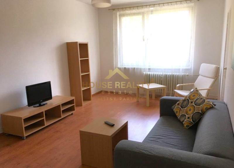 Prenájom pekný 2 izbový byt, Šándorova ulica, Bratislava II. Ružinov