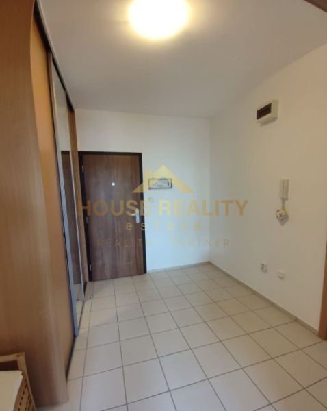 Prenájom 3 izbový byt, Koprivnická ulica, Bratislava IV. Dúbravka