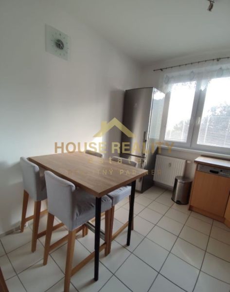 Prenájom 3 izbový byt, Koprivnická ulica, Bratislava IV. Dúbravka
