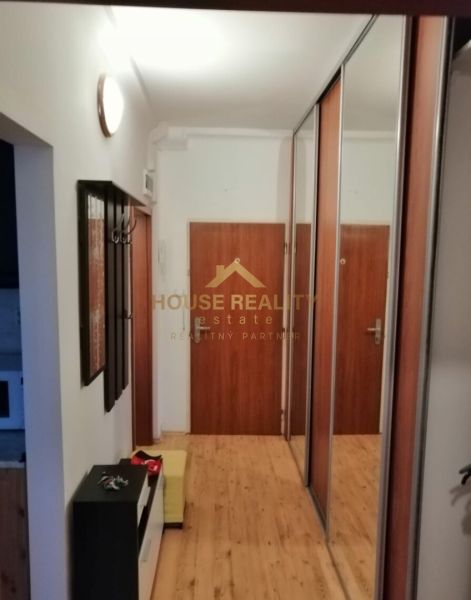 Prenájom zariadený 2 izbový byt, Trebišovská, Bratislava II. Ružinov