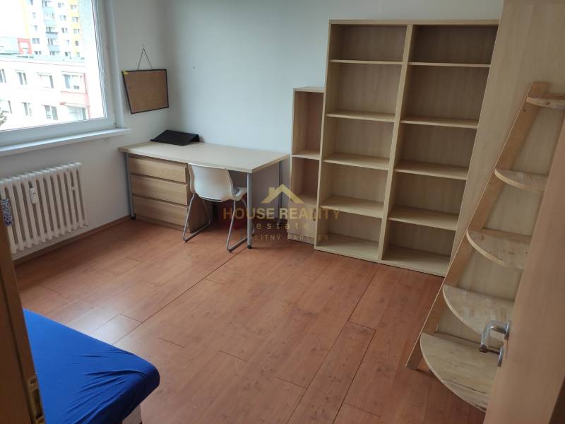 Prenájom  3 izbový byt, Mamateyova ulica, Bratislava V. Petržalka