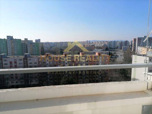 Prenájom pekná garsónka, Blagoevova ulica, Bratislava V. Petržalka