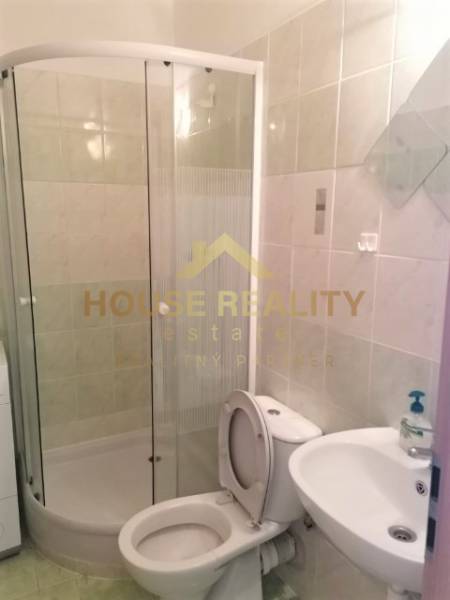 Prenájom pekná garsónka, Blagoevova ulica, Bratislava V. Petržalka