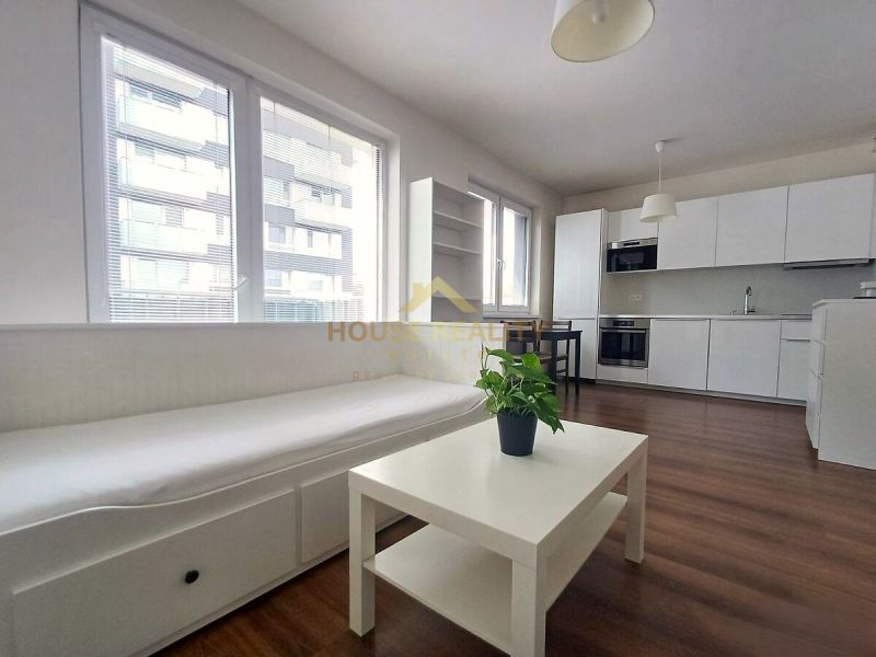 Prenájom 1 izbový byt NOVOSTAVBA, Jégého ulica, Bratislava II. Ružinov