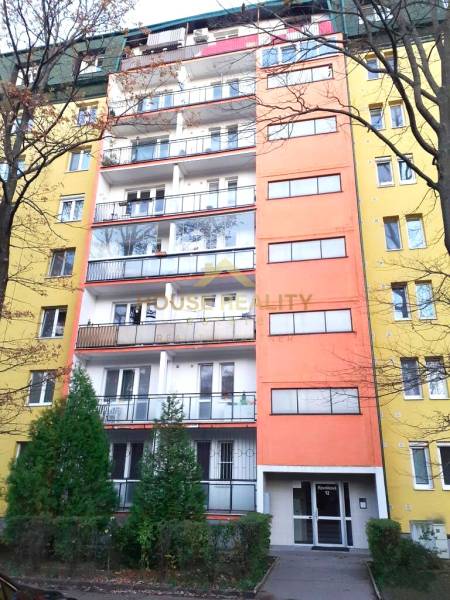 Prenájom pekný 2 izbový byt, Rovníková ulica, Bratislava II. Ružinov