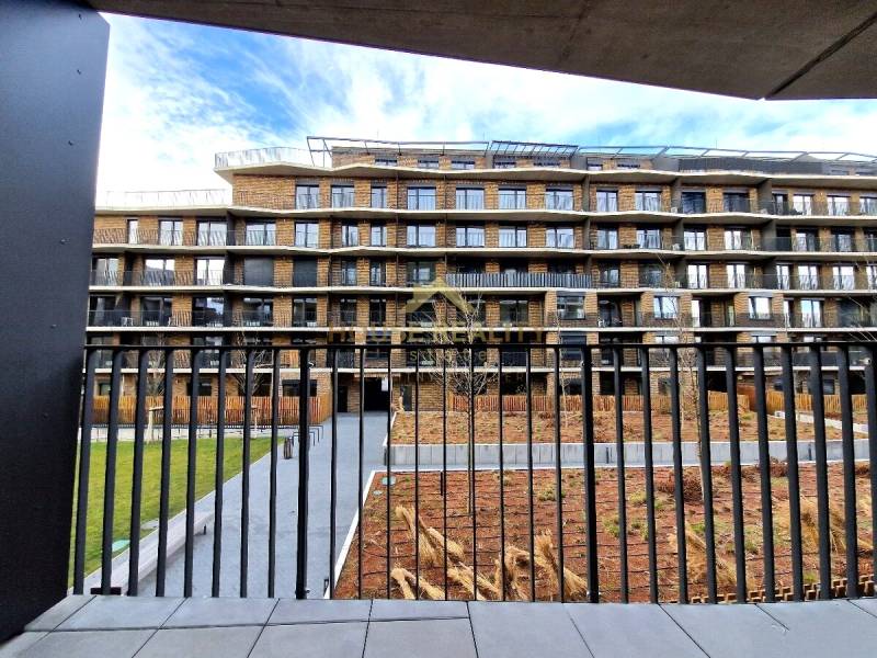 Prenájom garsónka SLNEČNICE, Fialová ulica, Bratislava V. Petržalka