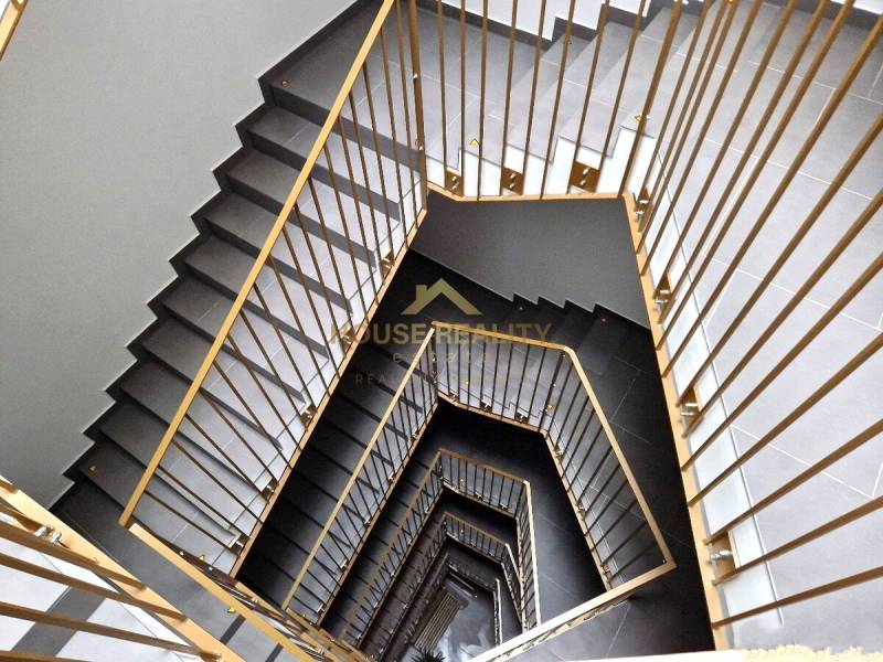 Prenájom garsónka SLNEČNICE, Fialová ulica, Bratislava V. Petržalka