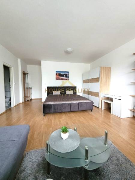 Prenájom pekný 1 izbový byt, Ďatelinová ulica, Bratislava II. Ružinov