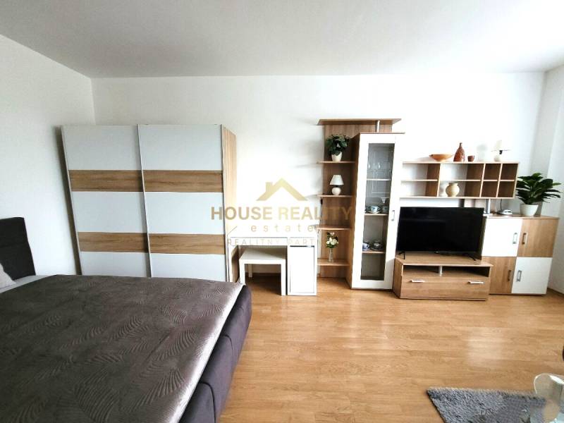 Prenájom pekný 1 izbový byt, Ďatelinová ulica, Bratislava II. Ružinov