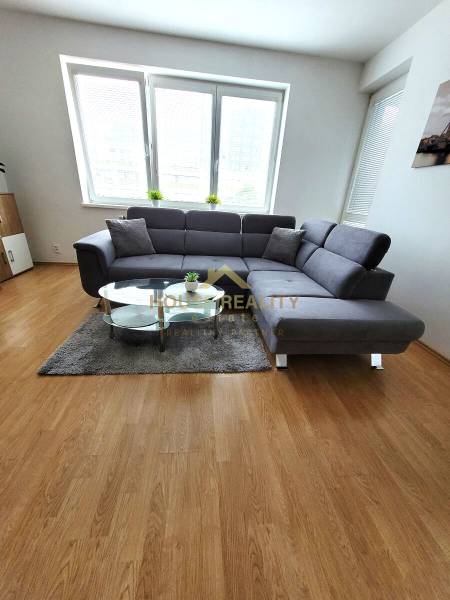 Prenájom pekný 1 izbový byt, Ďatelinová ulica, Bratislava II. Ružinov