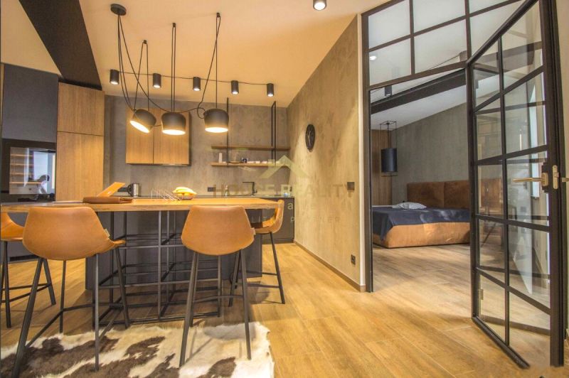 Veľký 2 izbový byt s wellness, Zámocká ulica, Bratislava I.Staré Mesto