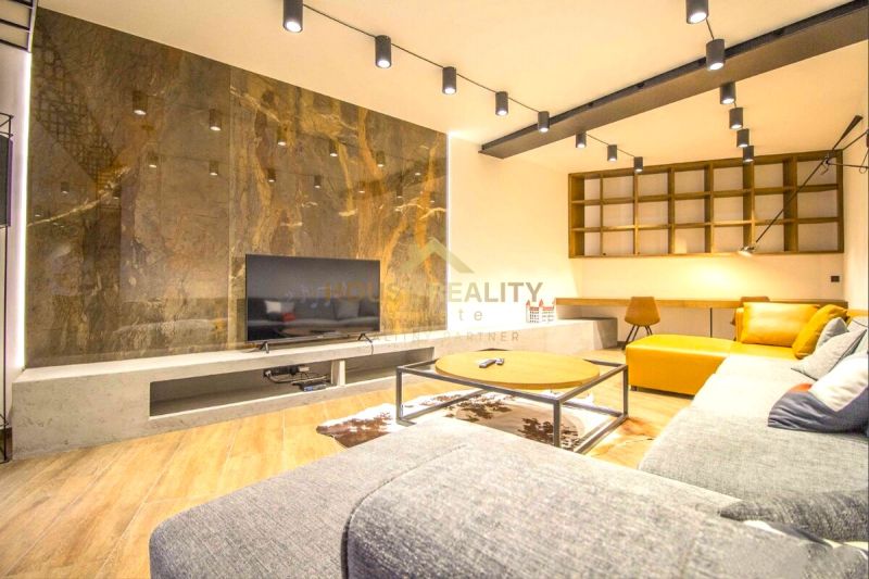 Veľký 2 izbový byt s wellness, Zámocká ulica, Bratislava I.Staré Mesto