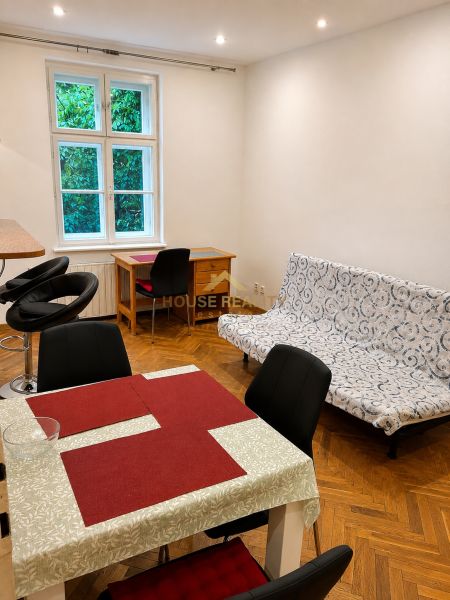 Prenájom 2 izbový byt, Murgašova ulica, Bratislava I. Staré Mesto