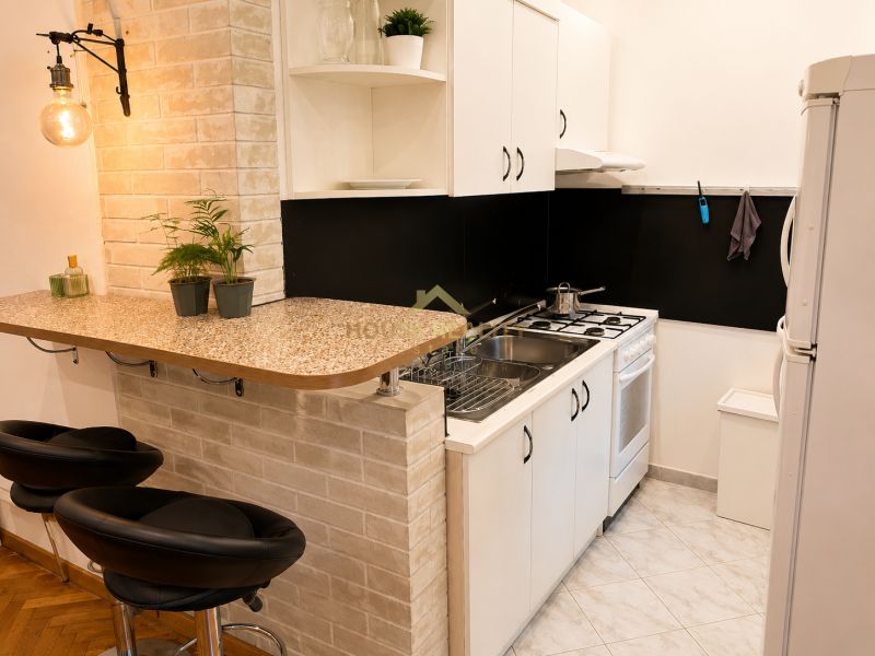Prenájom 2 izbový byt, Murgašova ulica, Bratislava I. Staré Mesto