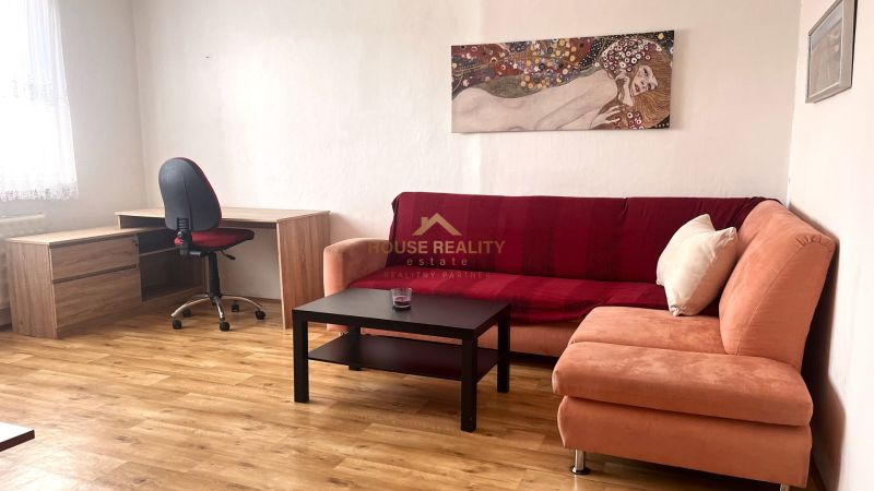 Prenájom pekný 2 izbový byt, Repašského ulica, Bratislava IV. Dúbravka