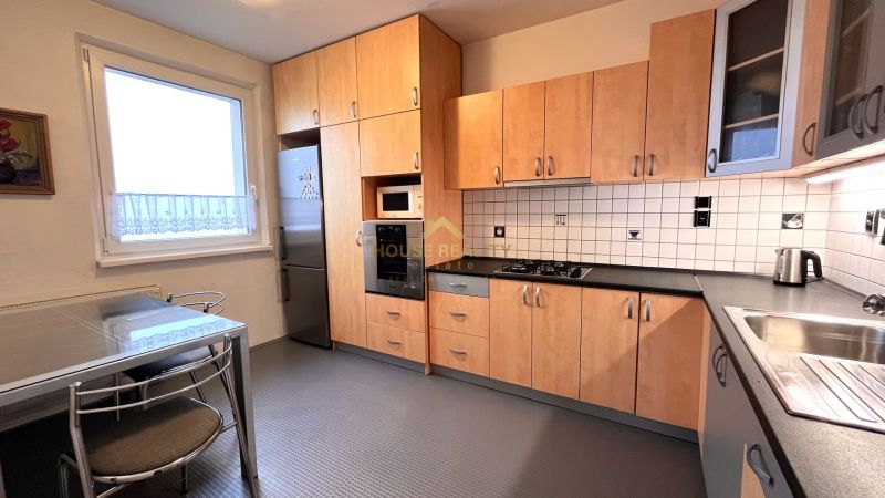 Prenájom pekný 2 izbový byt, Repašského ulica, Bratislava IV. Dúbravka