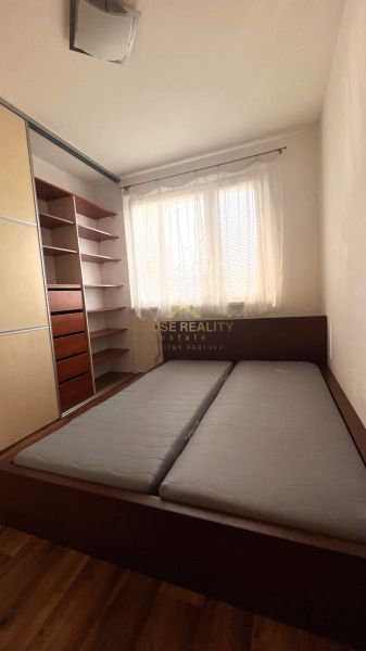 Prenájom pekný 2 izbový byt, Repašského ulica, Bratislava IV. Dúbravka