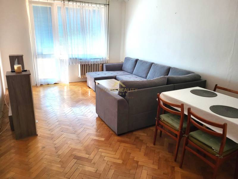 Prenájom 2,5 izbový byt, Rovníková ulica, Bratislava II. Ružinov