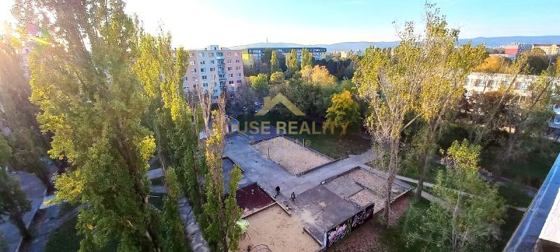 Prenájom pekný 3 izbový byt, Súmračná ulica, Bratislava II. Ružinov