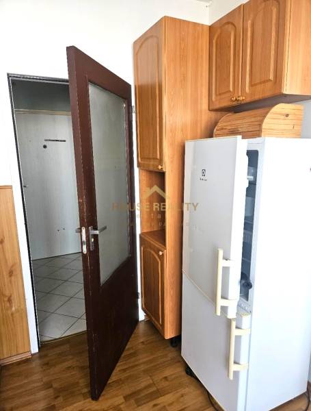 Prenájom dvojgarsónka s lodžiou, Šustekova ulica, BA V. Petržalka