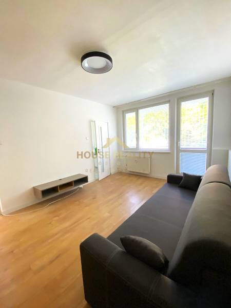 Prenájom moderný 1 izbový byt, Novohorská ulica, Bratislava III. Rača