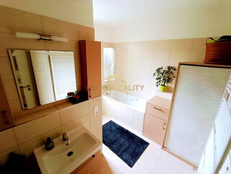 Prenájom NOVOSTAVBA 2 izbový byt, Jurská ul. Bratislava III Nové Mesto