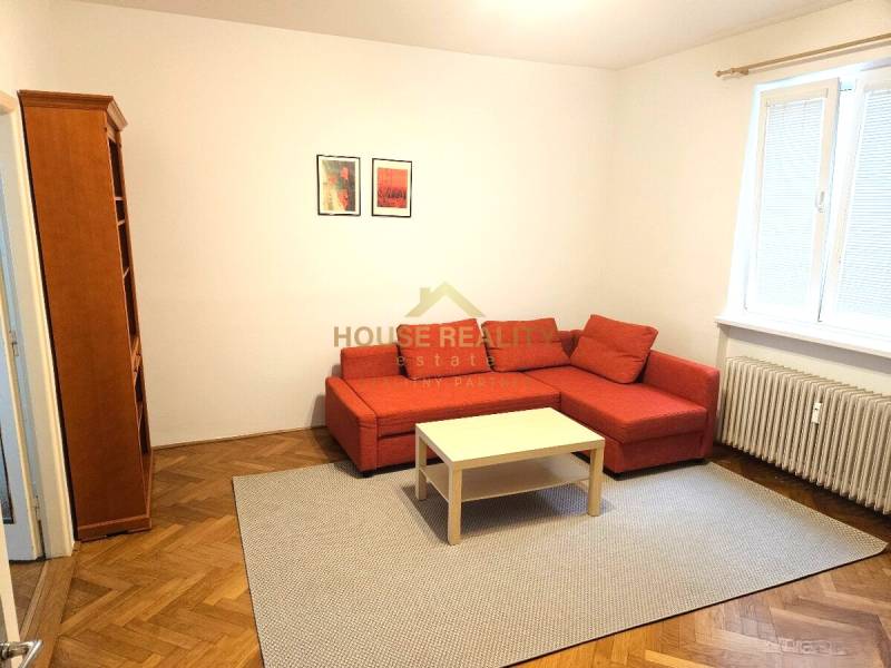 Prenájom 2 izbový byt, Vajnorská ulica, Bratislava III. Nové Mesto