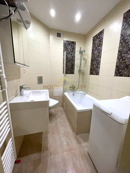 Prenájom moderný 2 izbový byt,Trnavská ulica,Bratislava III.Nové Mesto