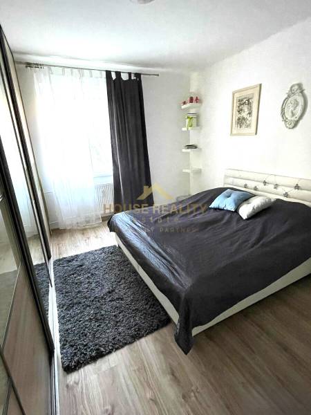 Prenájom moderný 2 izbový byt,Trnavská ulica,Bratislava III.Nové Mesto