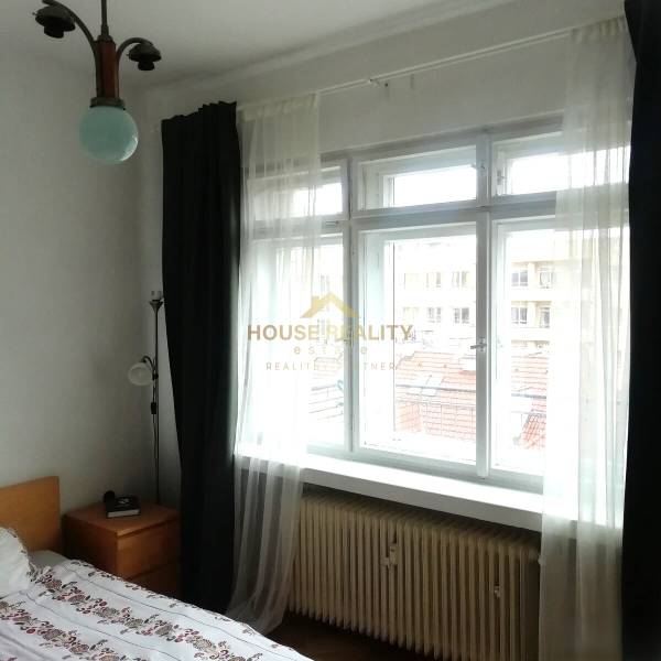 Predaj 2 izbový byt CENTRUM, Jakubovo nám., Bratislava I. Staré Mesto