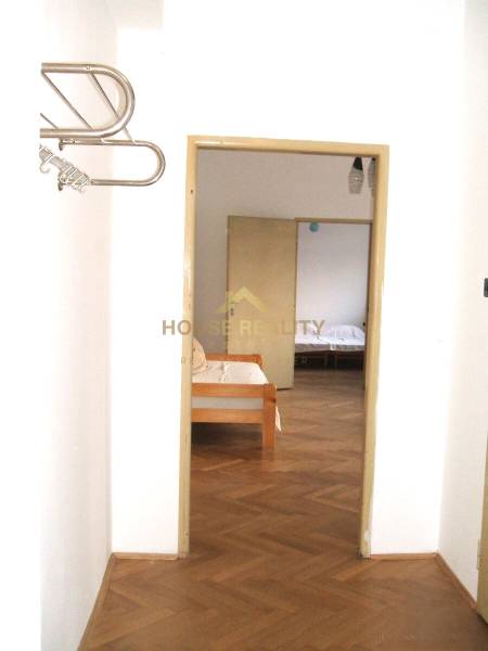 Predaj 2 izbový byt CENTRUM, Jakubovo nám., Bratislava I. Staré Mesto