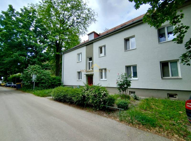 Predaj pôvodný 2 izbový byt, Tylova ulica, Bratislava III. Nové Mesto