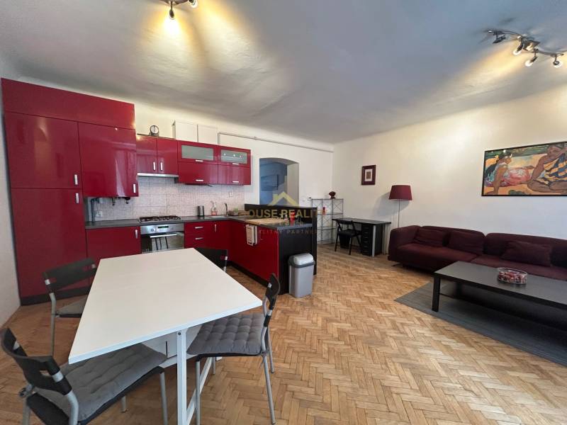 Prenájom veľký 2 izbový byt, Vazovova ulica, Bratislava I. Staré Mesto