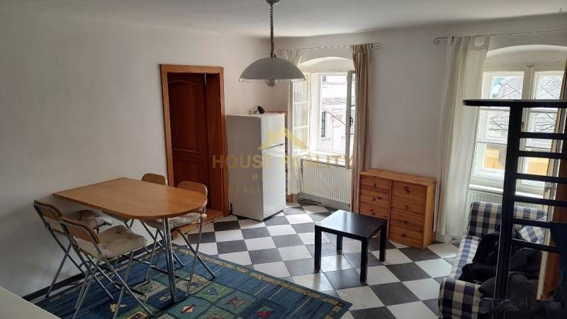 Prenájom štýlový 1 izbový byt, Baštová ulica, Bratislava I.Staré Mesto