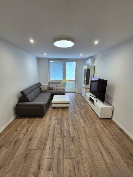Nový moderný 2 izbový byt, ulica Andreja Mráza, Bratislava II. Ružinov