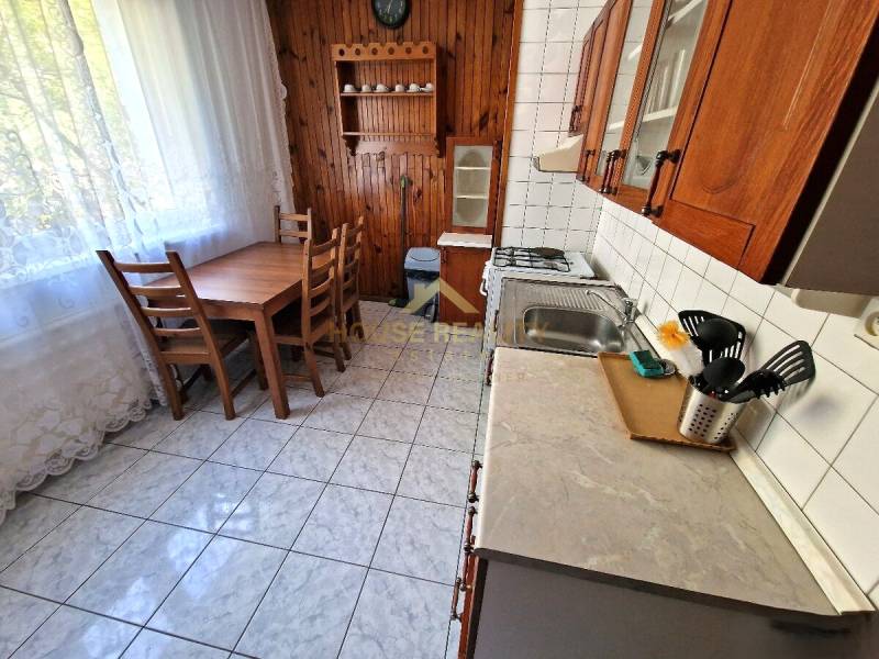 Prenájom 3 izbový byt, Studenohorská ulica, Bratislava IV. Lamač
