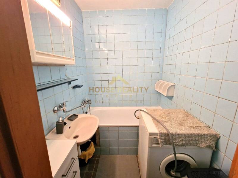 Prenájom 3 izbový byt, Studenohorská ulica, Bratislava IV. Lamač
