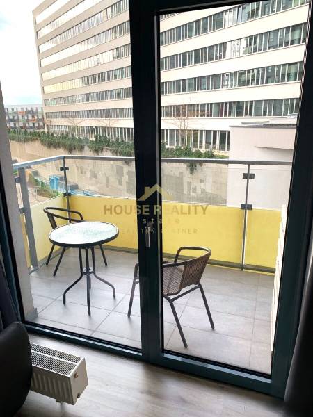 Prenájom 2 izbová NOVOSTAVBA, Jarabinková ulica, Bratislava II Ružinov