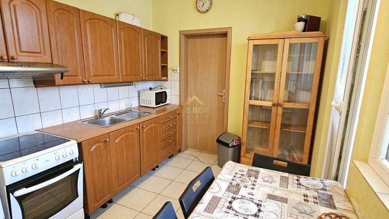 Predaj 3 izbový byt s lodžiou, ul. Medveďovej, Bratislava V. Petržalka