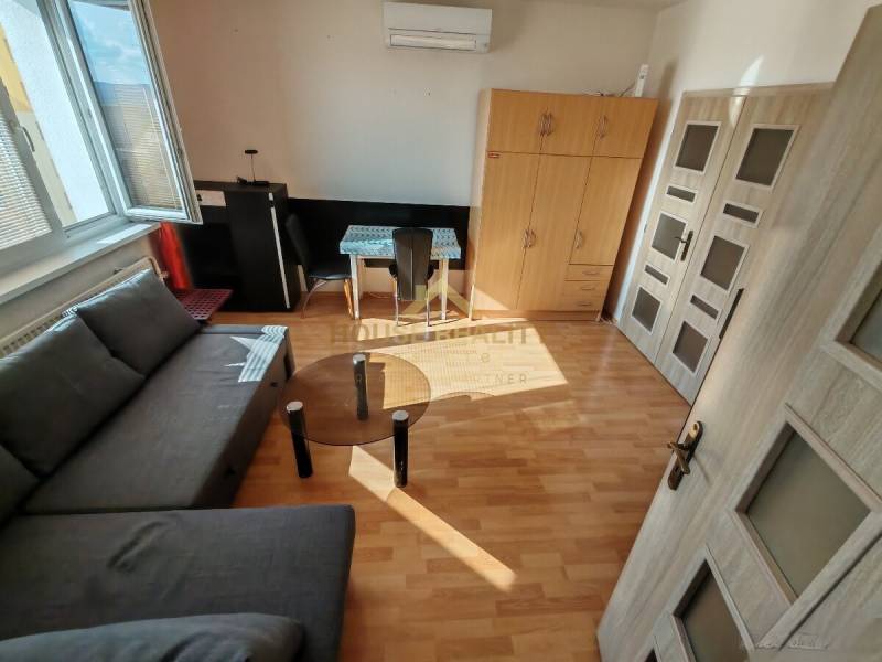 Krásny 2 izbový byt, ulica Hany Meličkovej, Bratislava IV. Dlhé Diely
