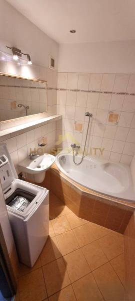 Prenájom pekný 3 izbový byt, Jašíkova ulica, Bratislava II. Ružinov