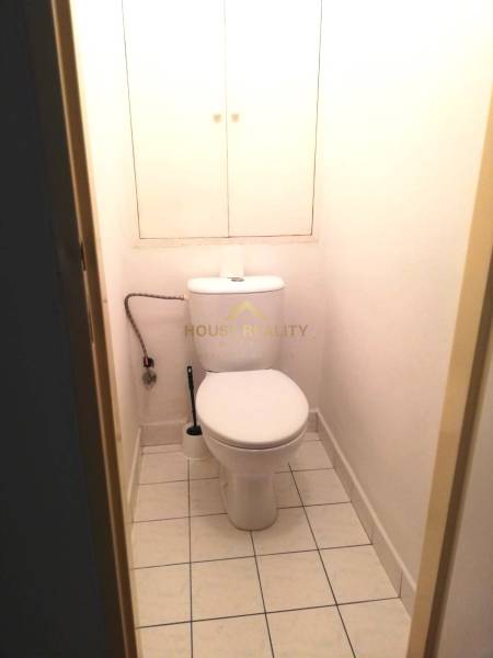 Predaj 3 izbový byt s balkónom, Medzilaborecká ul., Bratislava/Ružinov