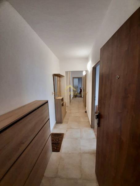 Prenájom pekný 2 izbový byt, Kpt. Jána Rašu, Bratislava IV. Dúbravka
