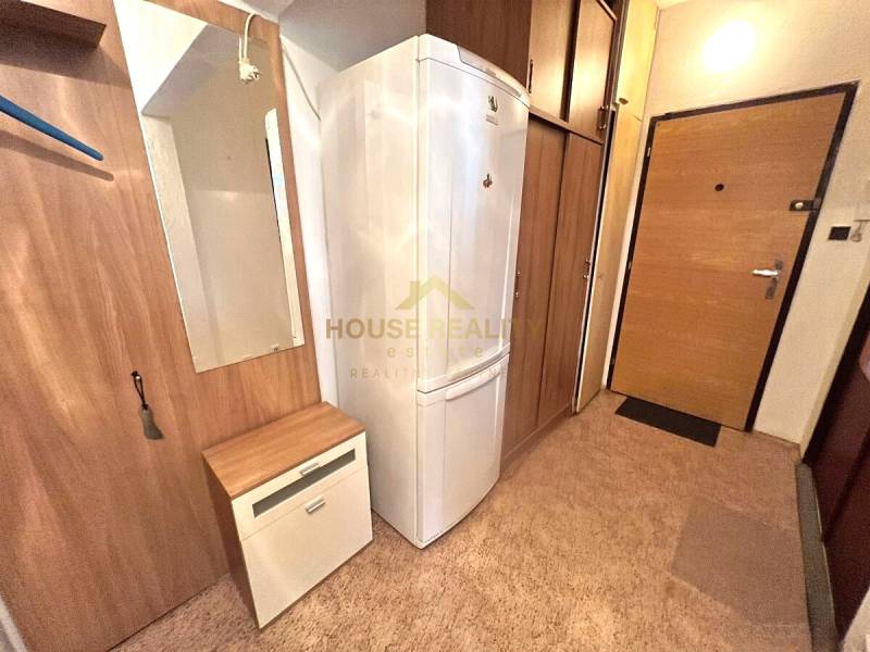 Predaj svetlý 1 izbový byt, Kladnianska ulica, Bratislava II. Ružinov