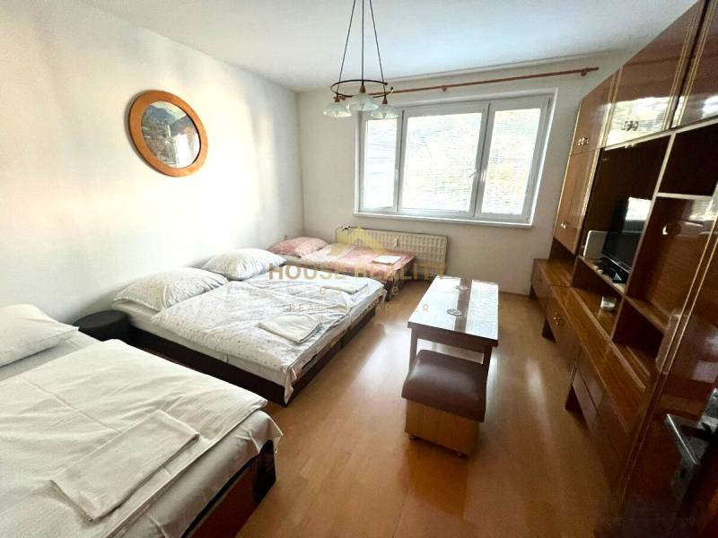 Predaj svetlý 1 izbový byt, Kladnianska ulica, Bratislava II. Ružinov