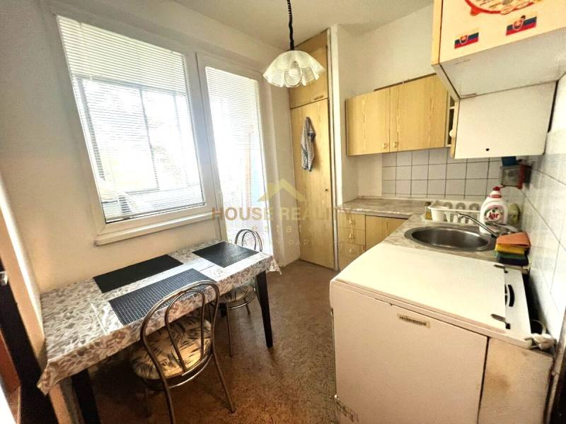 Predaj svetlý 1 izbový byt, Kladnianska ulica, Bratislava II. Ružinov