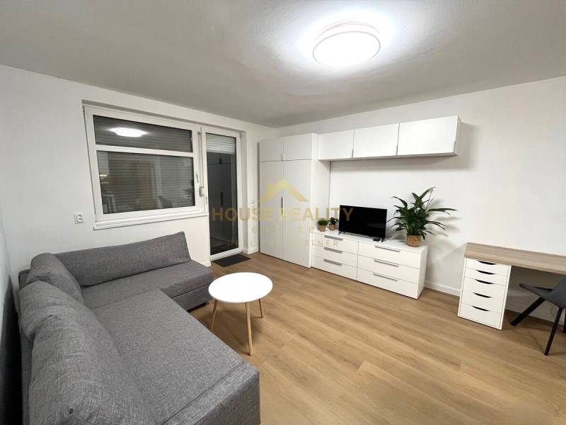 Prenájom pekný 1 izbový byt, Ďurgalova ulica, Bratislava III. Kramáre