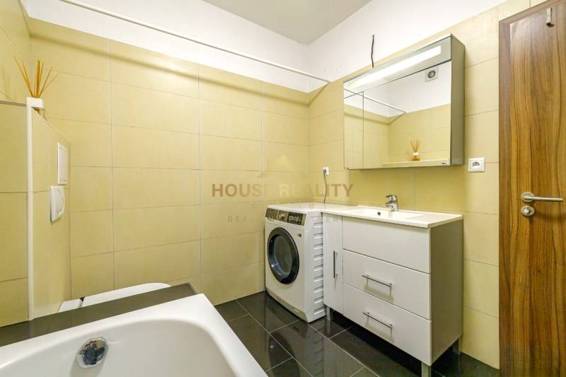 Prenájom 2 izbový byt NOVOSTAVBA, Pri strelnici, Bratislava II Ružinov