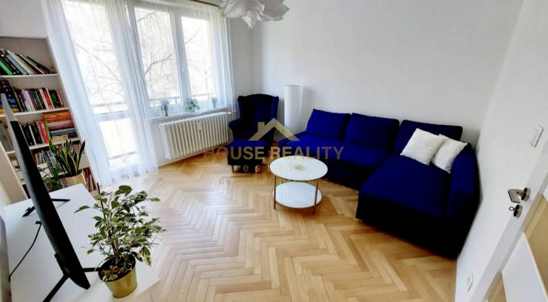 Prenájom pekný 2 izbový byt, Sklenárova ulica, Bratislava II. Ružinov
